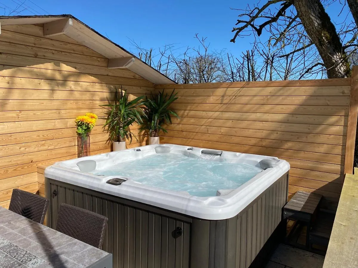 Apartment Alpenblick Nahe Muenchen Mit Outdoor Whirlpool - 21 Min Von Muenchen Mit Zug Assling